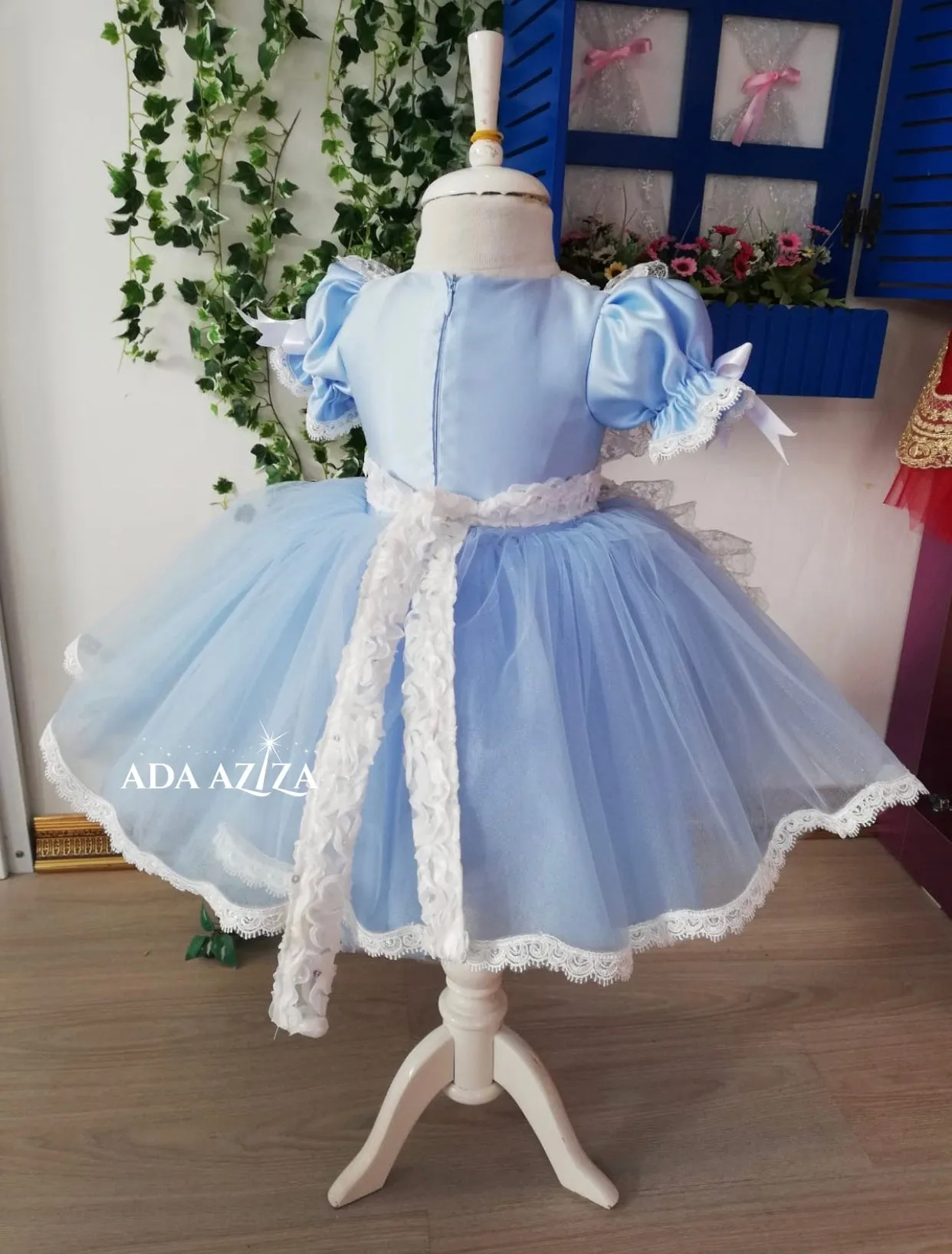 Alice Dress