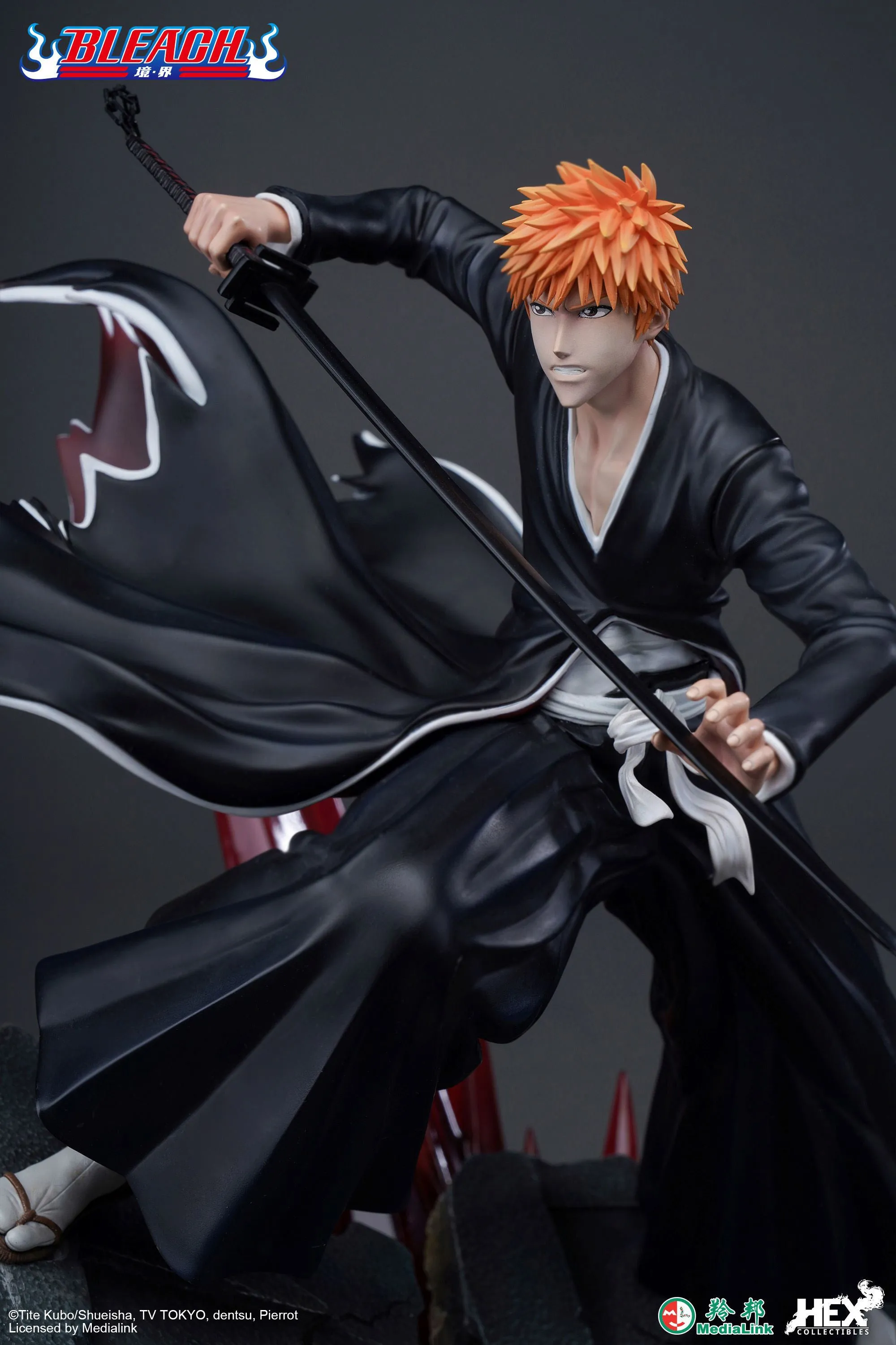 Bleach - Ichigo vs. Hollow Ichigo 1/6 Scale Statue