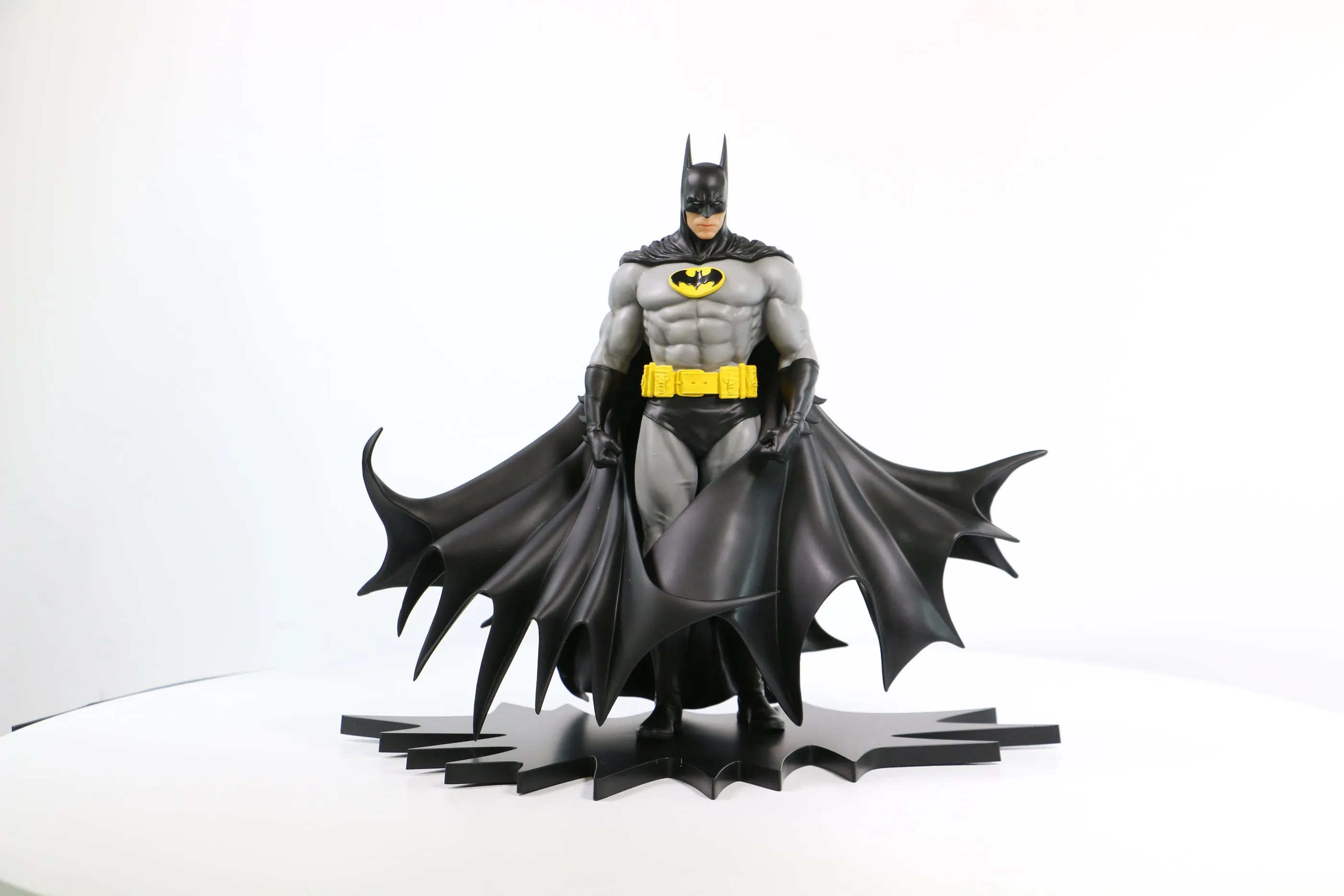 DC Heroes - Batman (Black Version) 1:8 Scale Statue - PX Previews Exclusive (40466) LOW STOCK