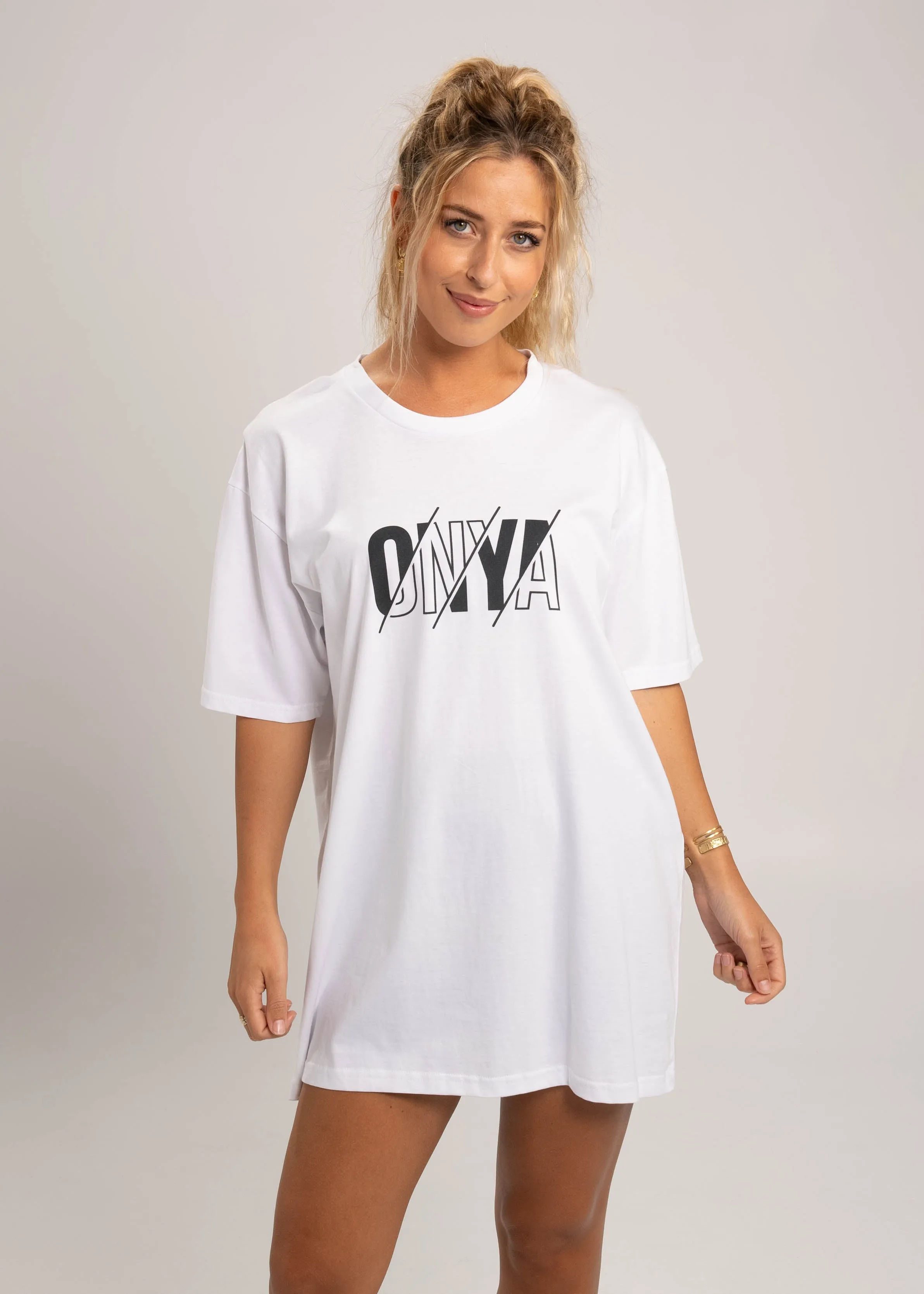 ONYA T-Shirt